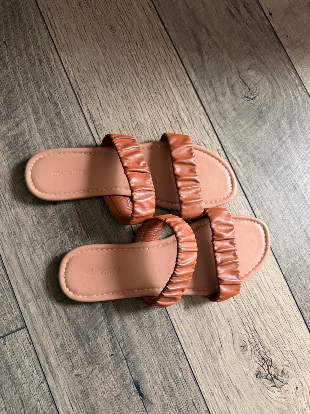 Old Navy Ruched Double-Strap Slide Sandals in Burnt Orange